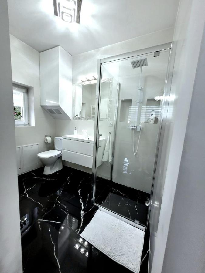 Apartament Glamour غنيزنو المظهر الخارجي الصورة